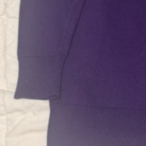 Liz Claiborne Purple and Black Chevron Knit Top - Picture 10 of 11